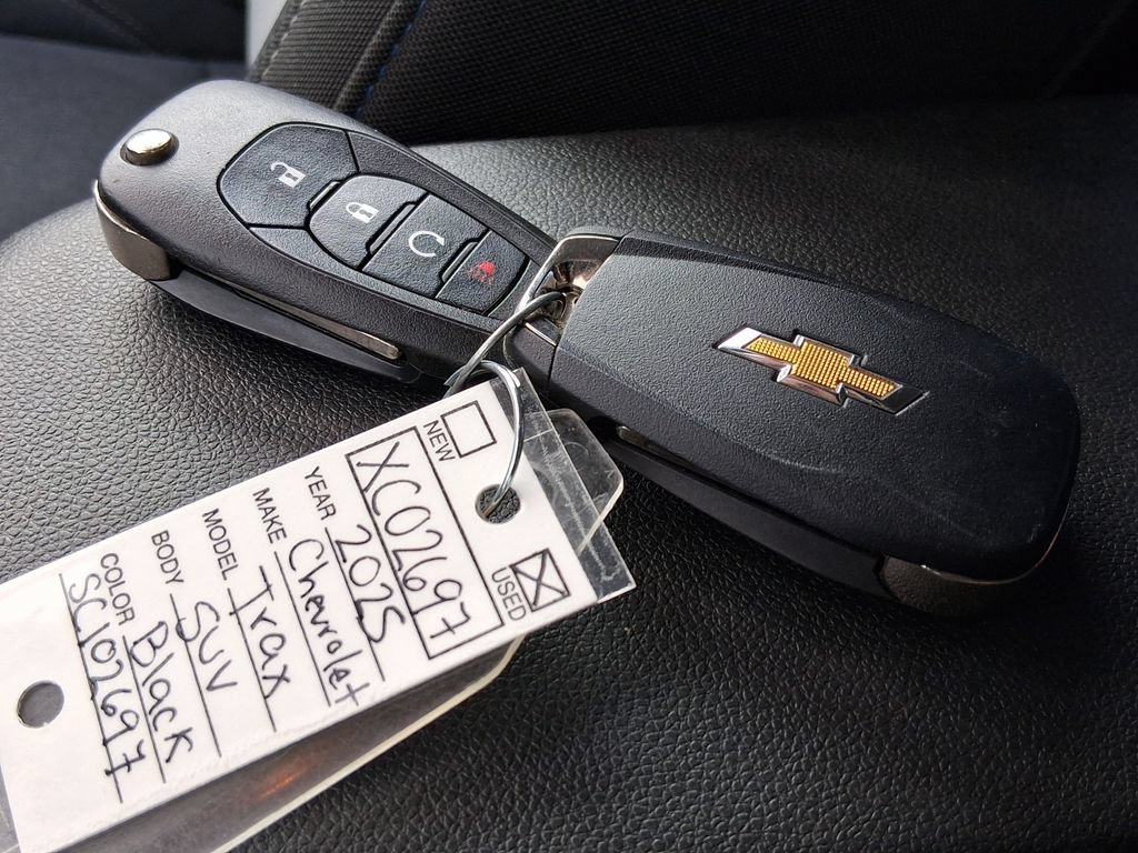 Used 2025 Mosaic Black Metallic Chevrolet LS image 21