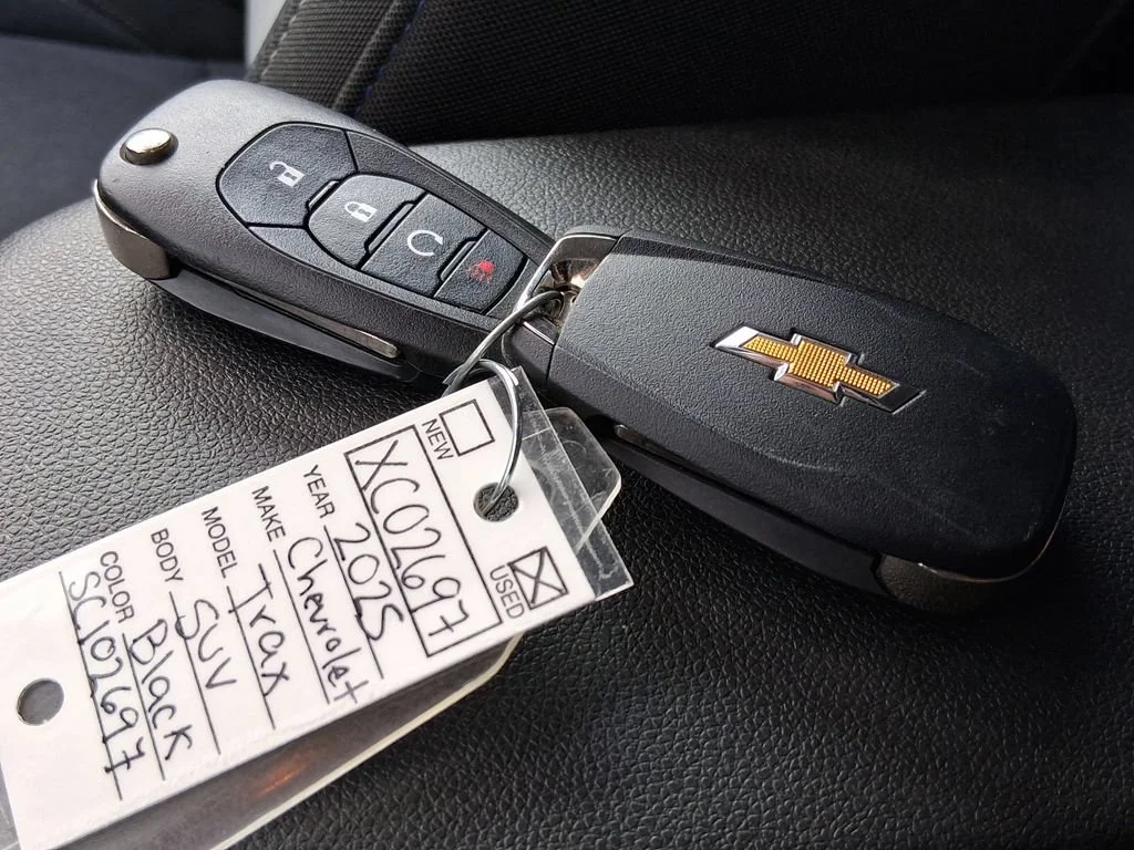 Used 2025 Mosaic Black Metallic Chevrolet LS image 21