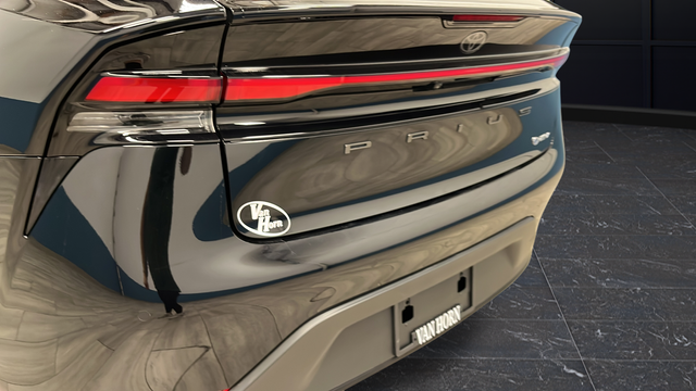 Used 2023 Midnight Black Metallic Toyota LE image 35