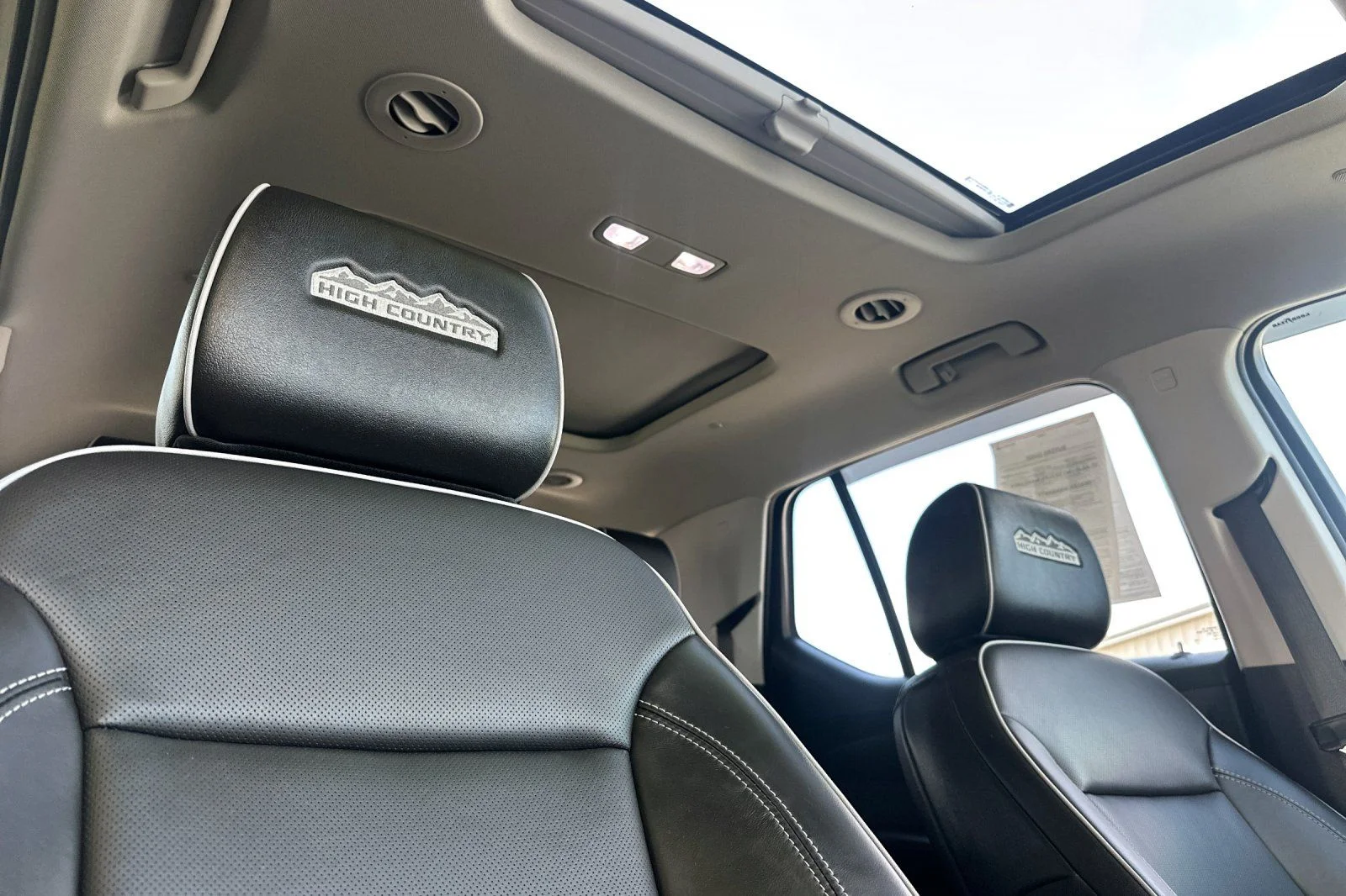 Used 2021 Beige Chevrolet High Country image 17