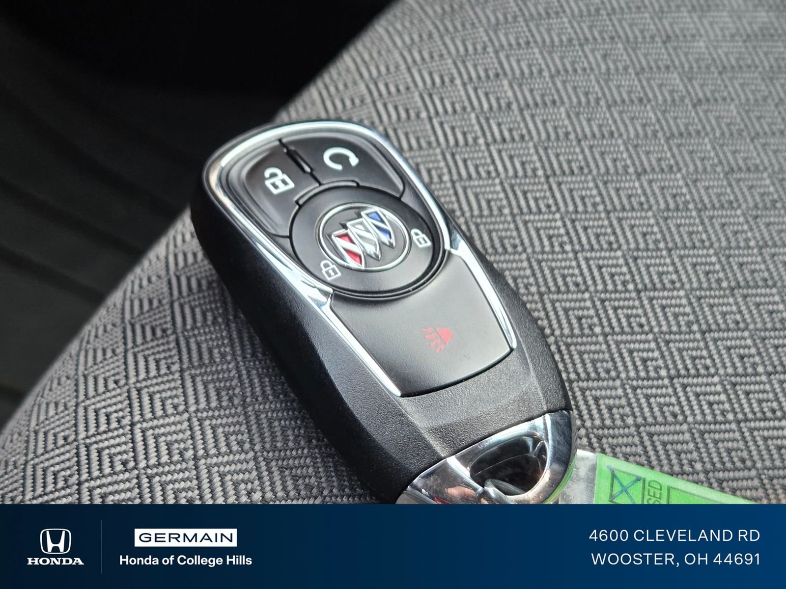 Used 2023 Sapphire Buick Select image 32