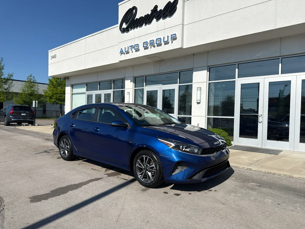 2024 Kia Forte LXS AT's photo