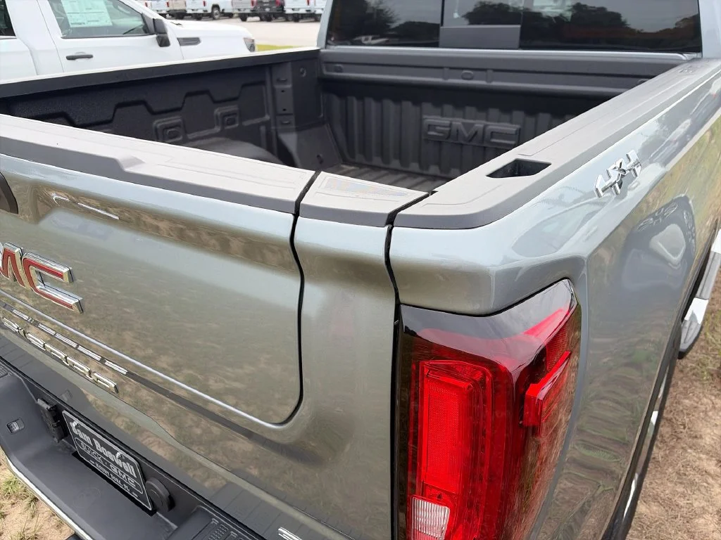 2026 GMC Sierra 1500 SLT - Photo 30