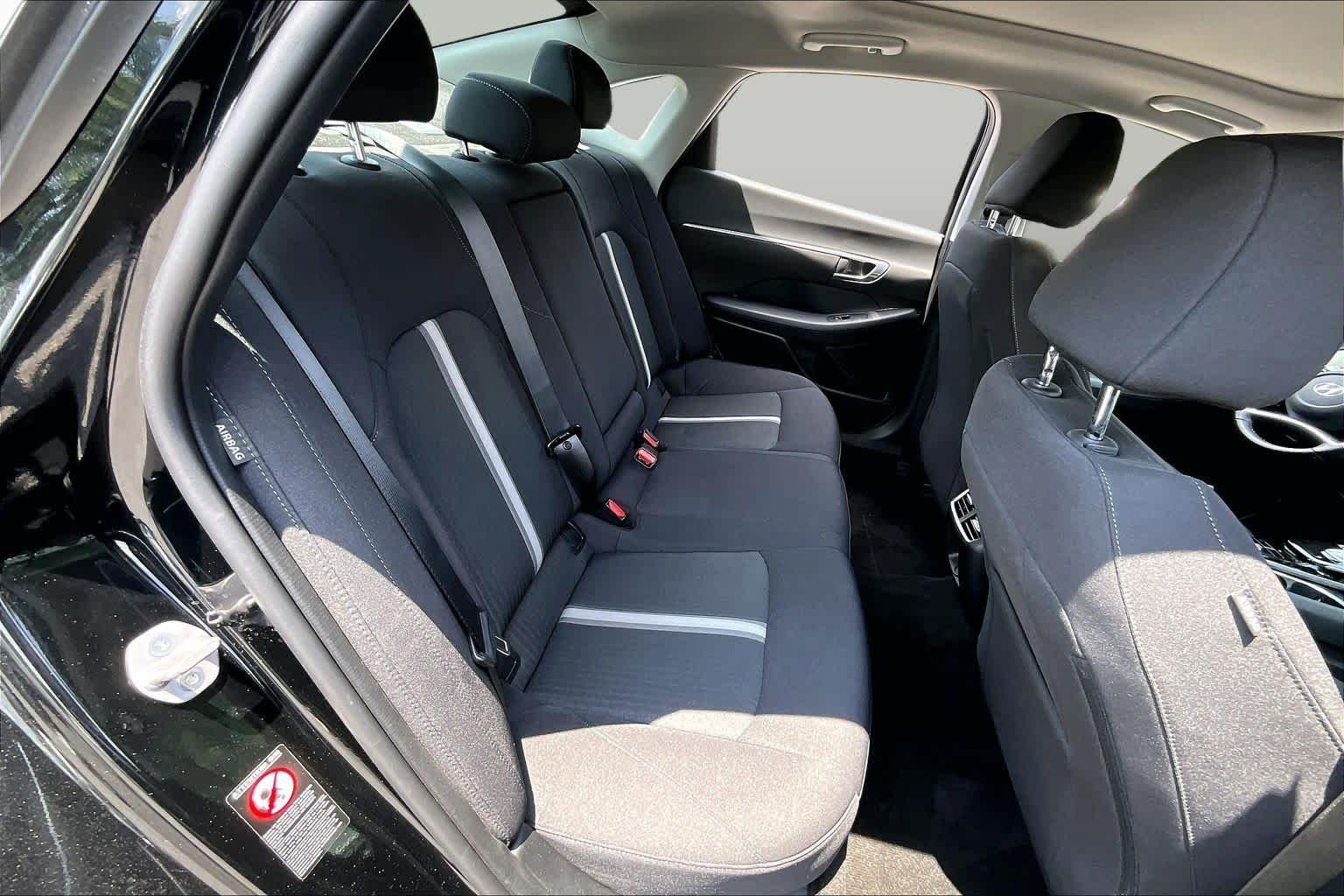 Used 2023 Onyx Black Hyundai SEL image 21