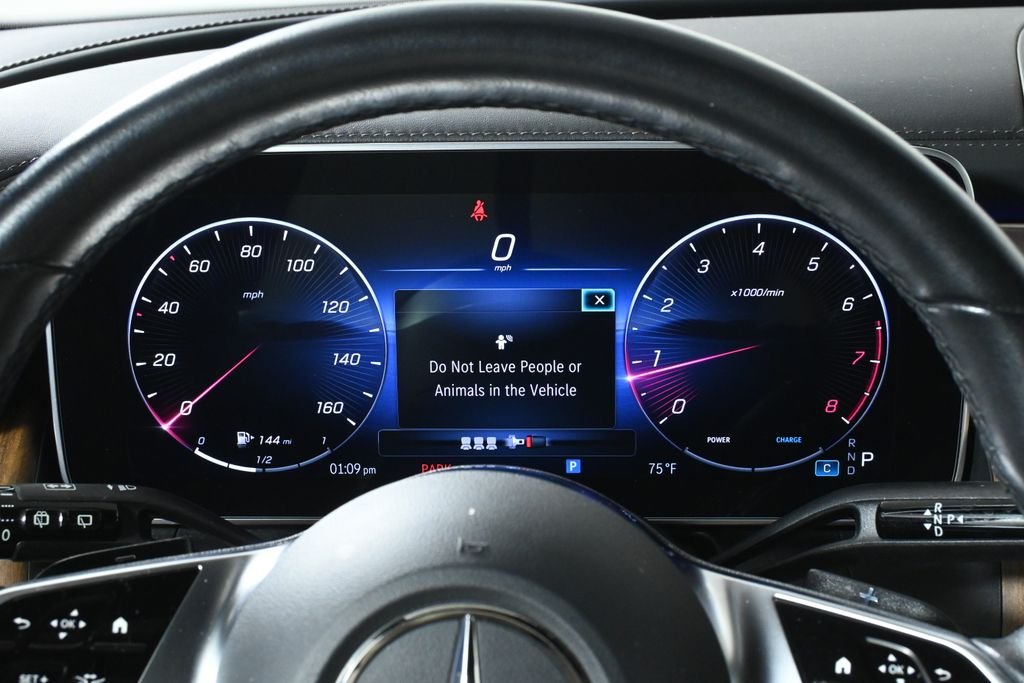 Used 2023 Selenite Gray Metallic Mercedes-Benz GLC 300 image 19