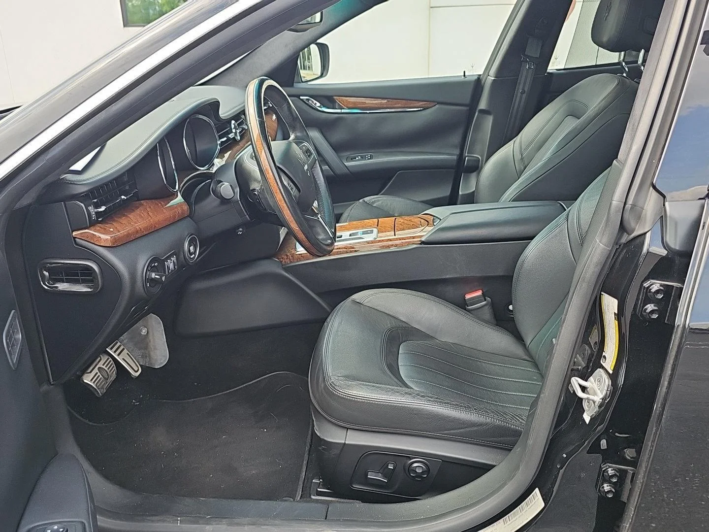 Used 2014 Black Maserati S Q4 image 11