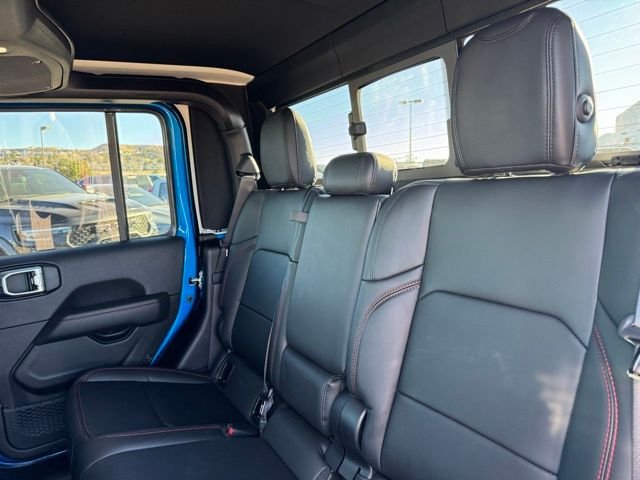 New 2026 Hydro Blue Pearl-Coat Exterior Paint Jeep Rubicon X image 17