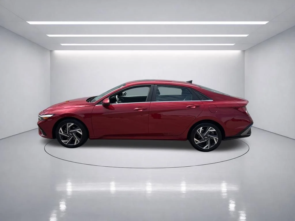 Used 2024 Ultimate Red Hyundai SEL image 17