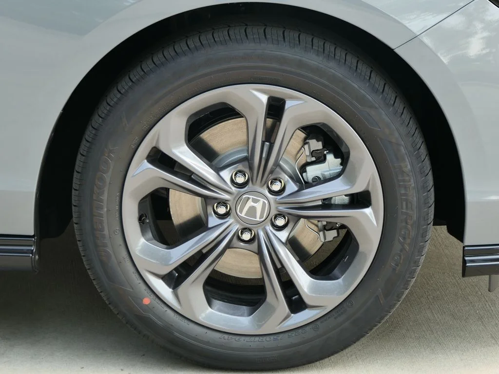 New 2026 Urban Gray Pearl Honda EX-L image 11