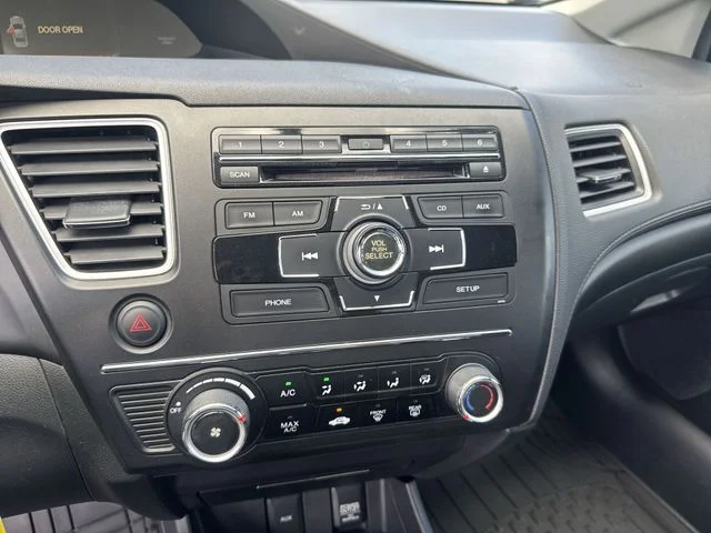 Used 2014 Black Honda LX image 19