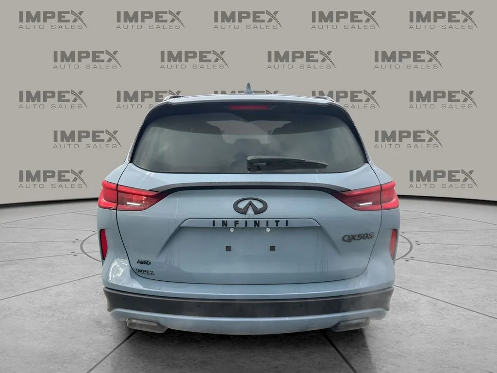 Used 2024 Gray INFINITI SPORT image 4