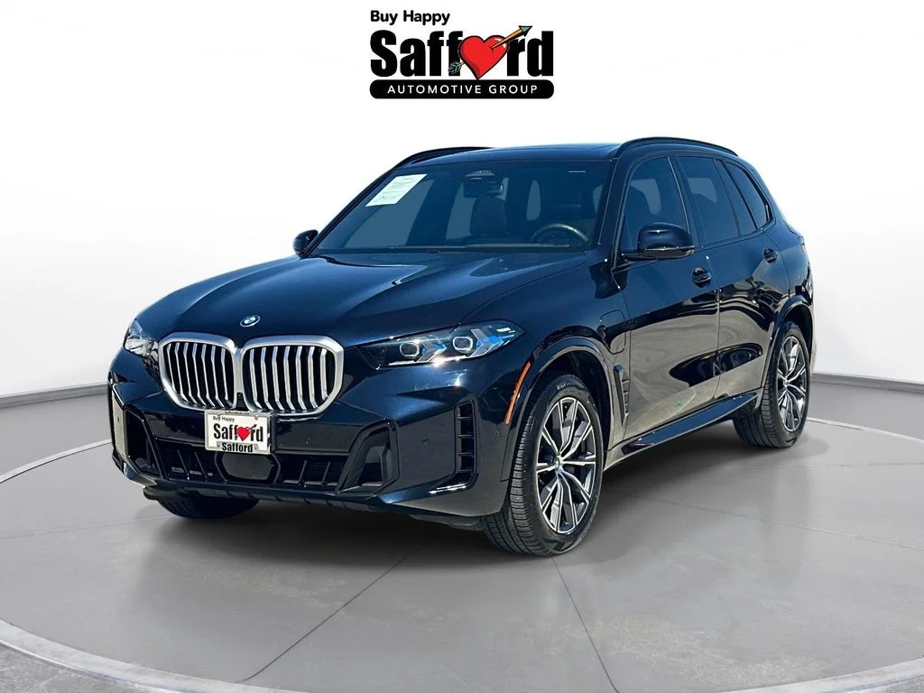 Used 2025 Black BMW xDrive50e image 1