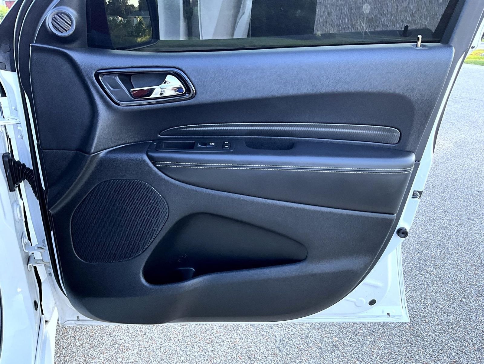 Used 2023 White Dodge SRT Hellcat Plus image 19