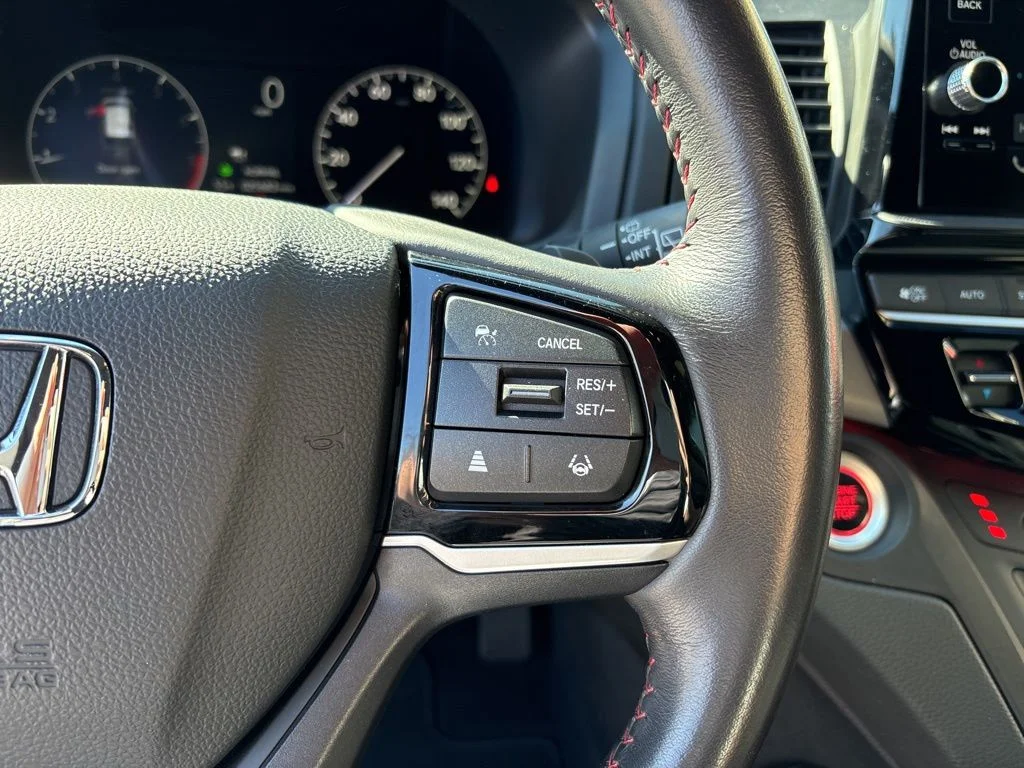Used 2025 Gray Honda Sport-L image 9