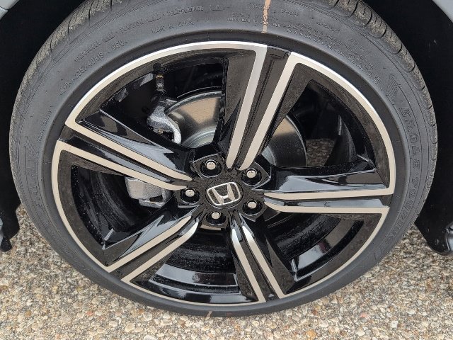 New 2026 Urban Gray Pearl Honda SE image 21