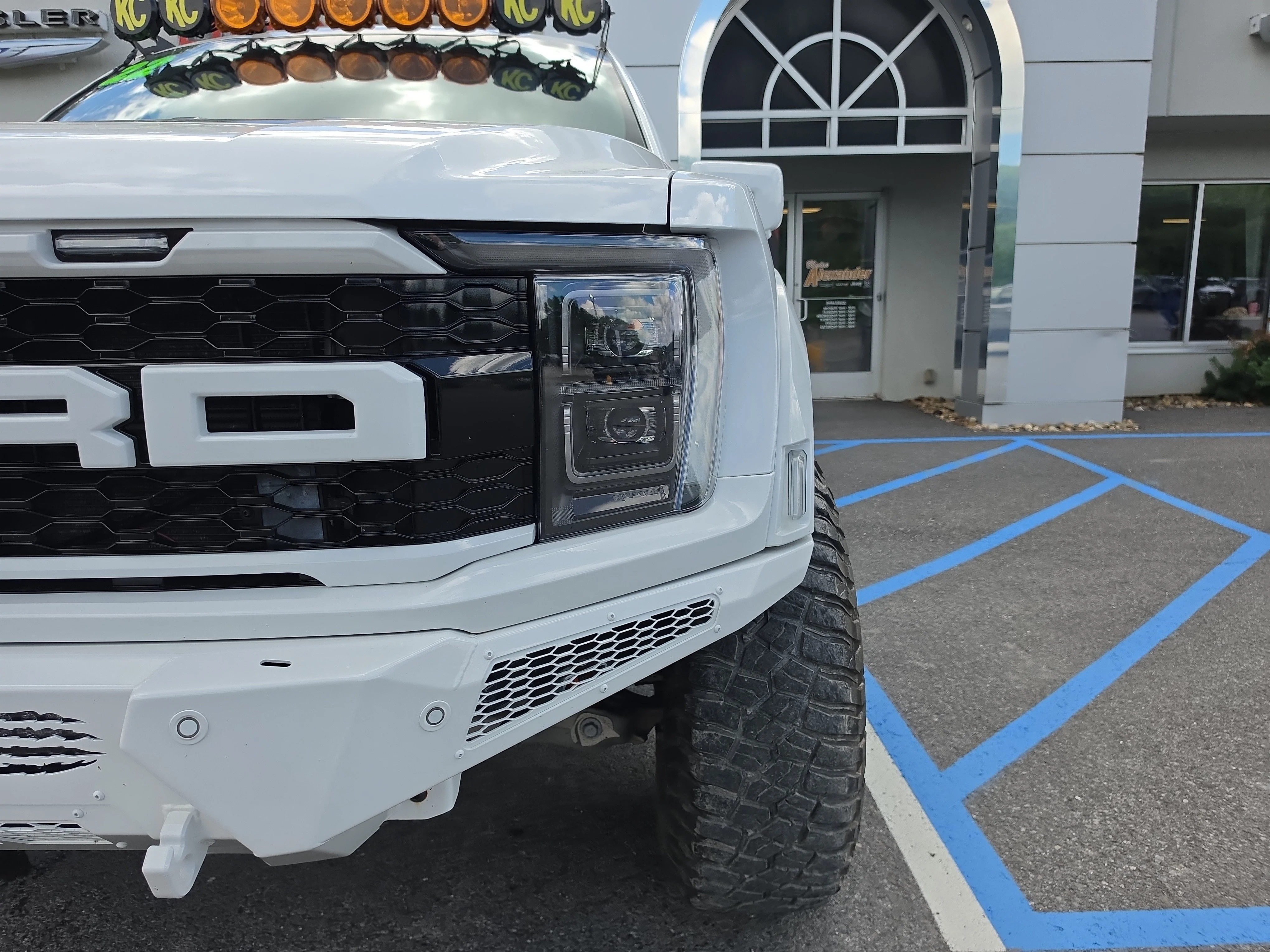Used 2022 Oxford White Ford Raptor image 10