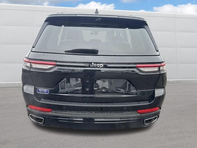 Used 2023 Diamond Black Jeep Overland image 4