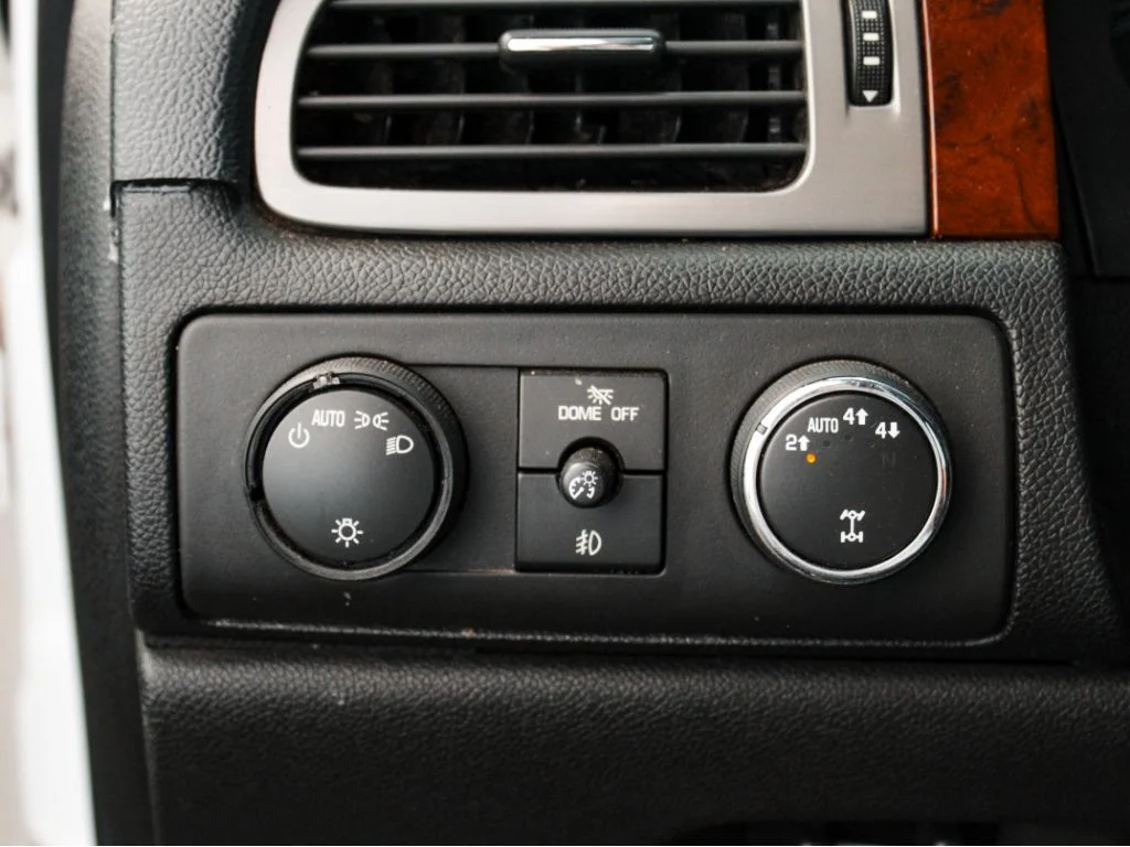 Used 2014 Summit White Chevrolet LT image 11