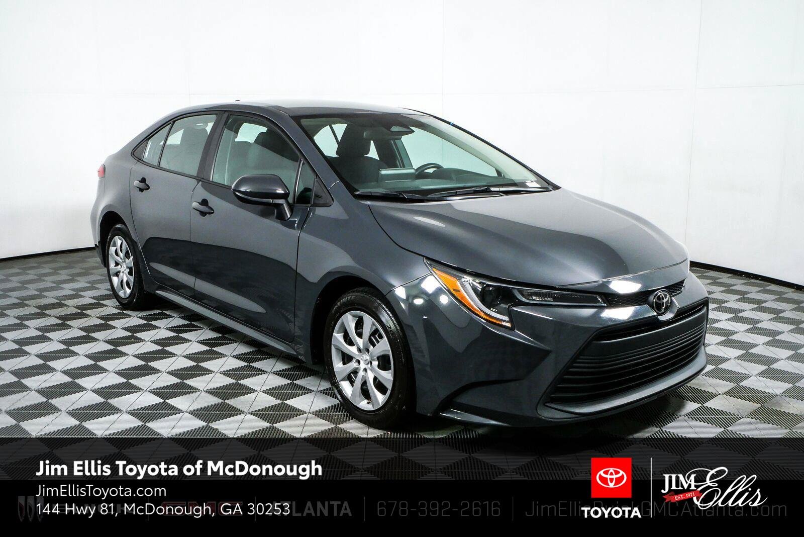 Used 2023 Underground TOYOTA LE image 1