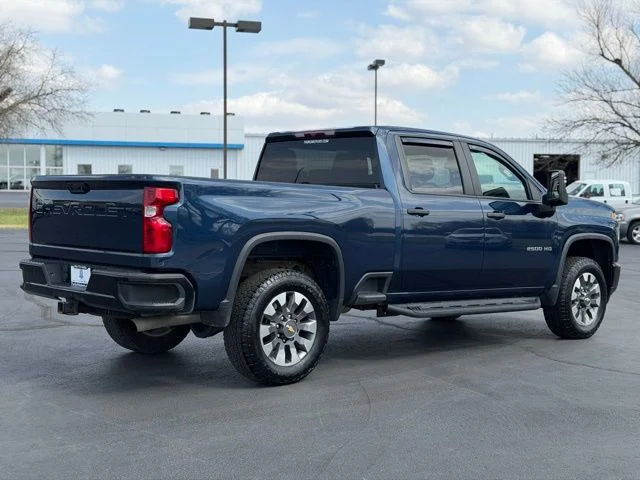 Used 2022 Blue Chevrolet Custom image 7