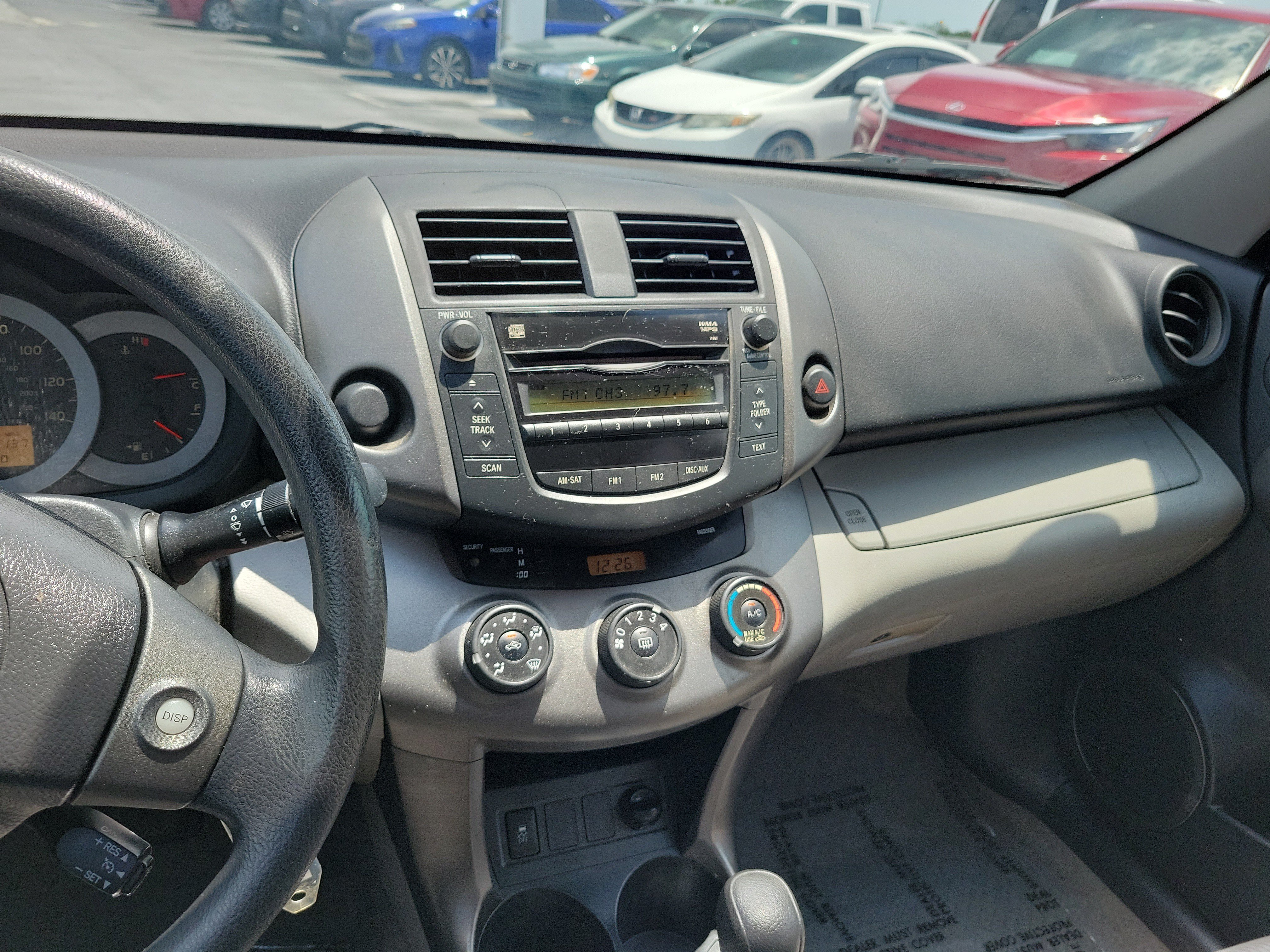Used 2011 Classic Silver Metallic Toyota Base image 17