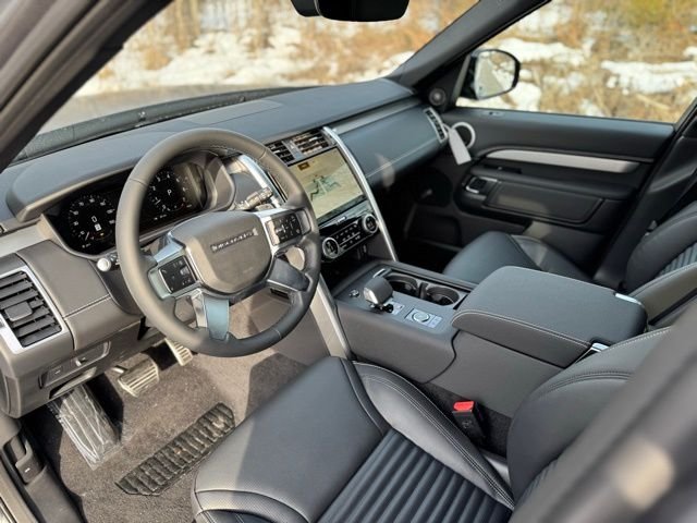 2026 Land Rover Discovery Gemini Edition - Photo 9