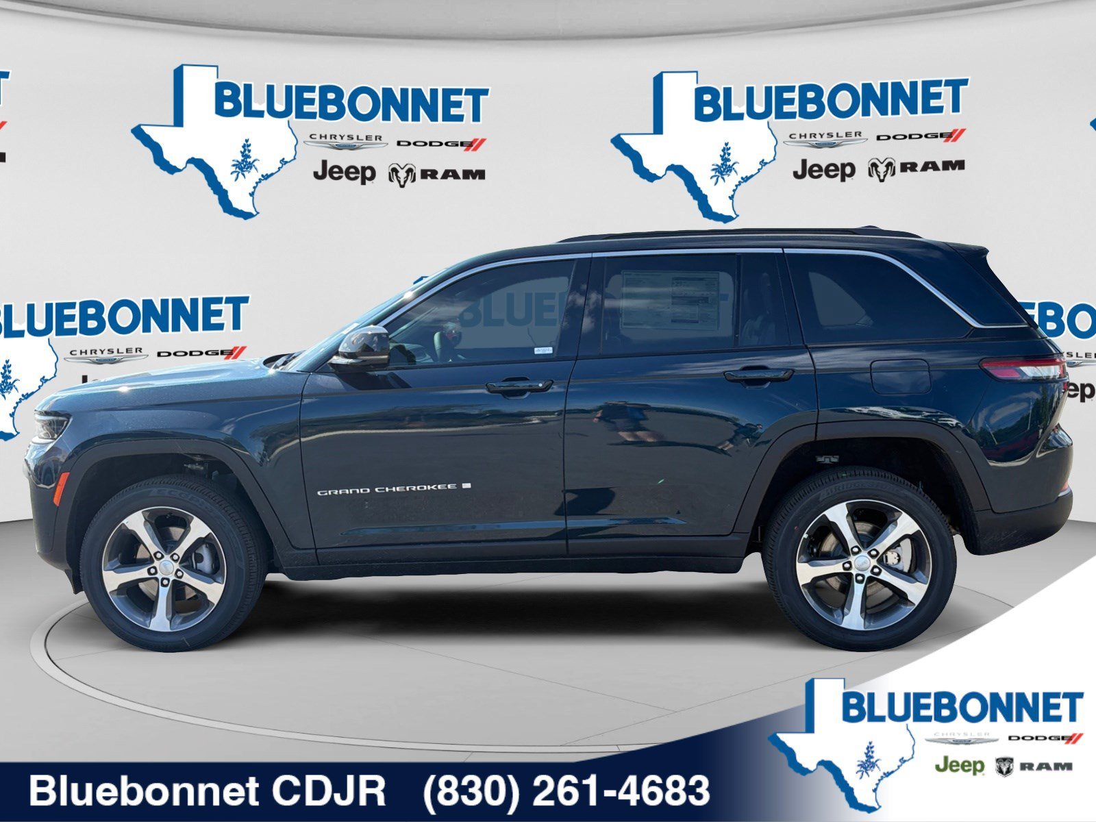 New 2026 Fathom Blue Pearl-Coat Exterior Paint Jeep Limited image 8