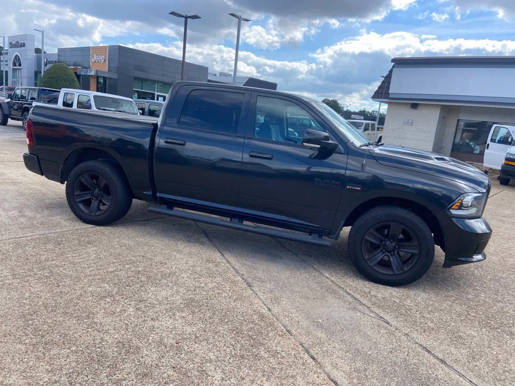 Used 2016 Black Ram Sport image 19