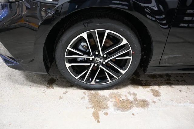 New 2026 Midnight Black Metallic Toyota XLE image 29