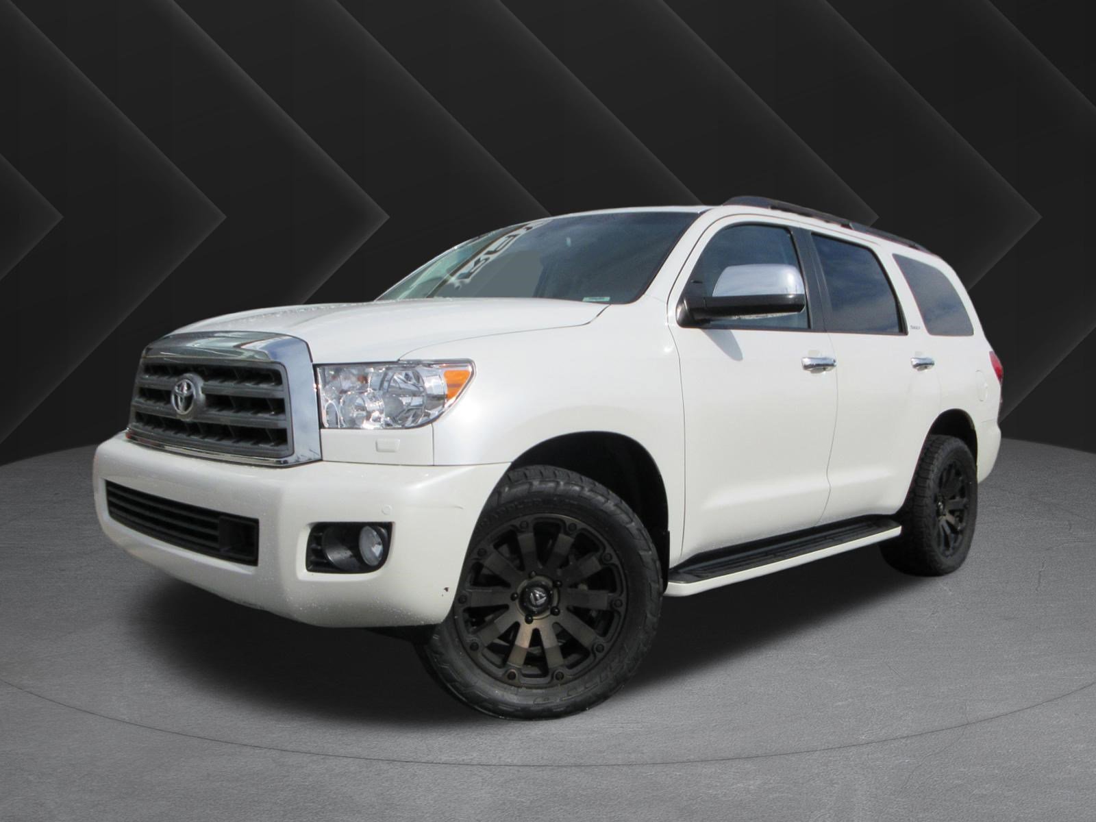 2016 Toyota Sequoia 5.7 Auto 4WD FFV Platinum's photo