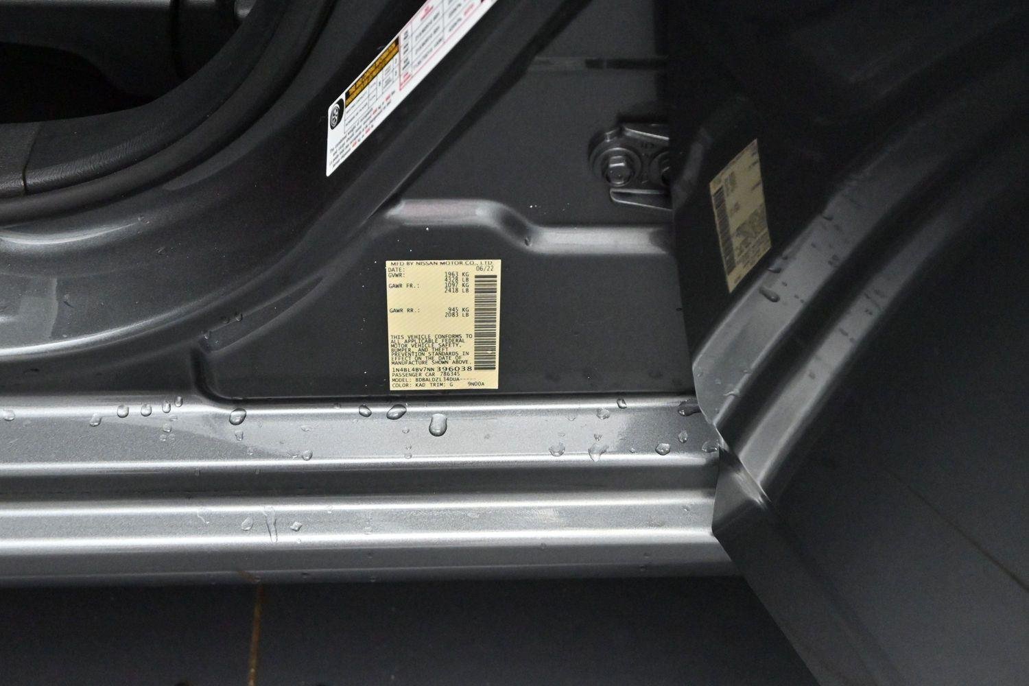 Used 2022 Gun Metallic Nissan 2.5 S image 32