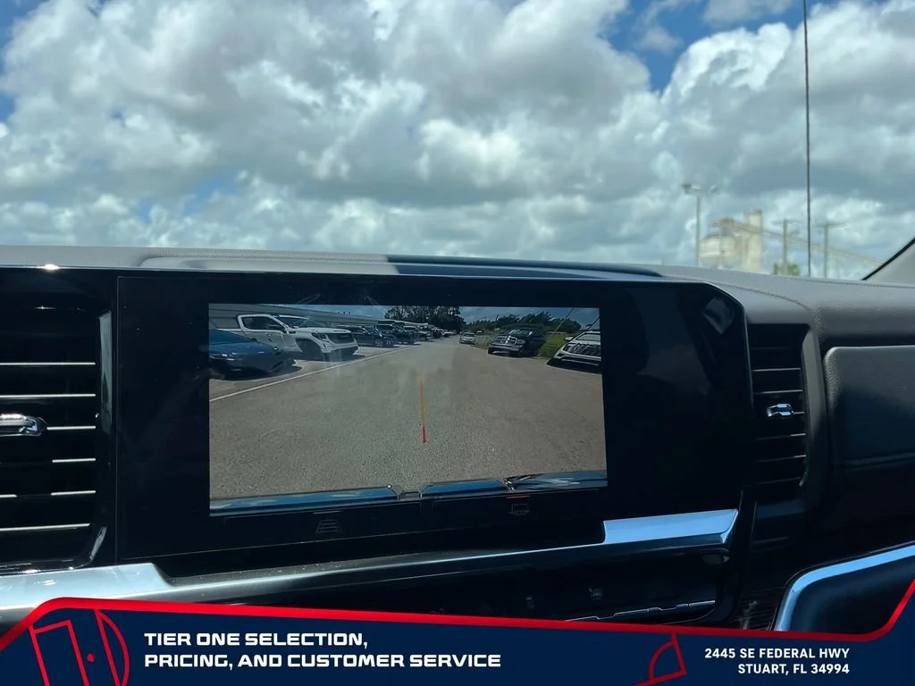 New 2026 Sterling Metallic GMC Elevation image 31