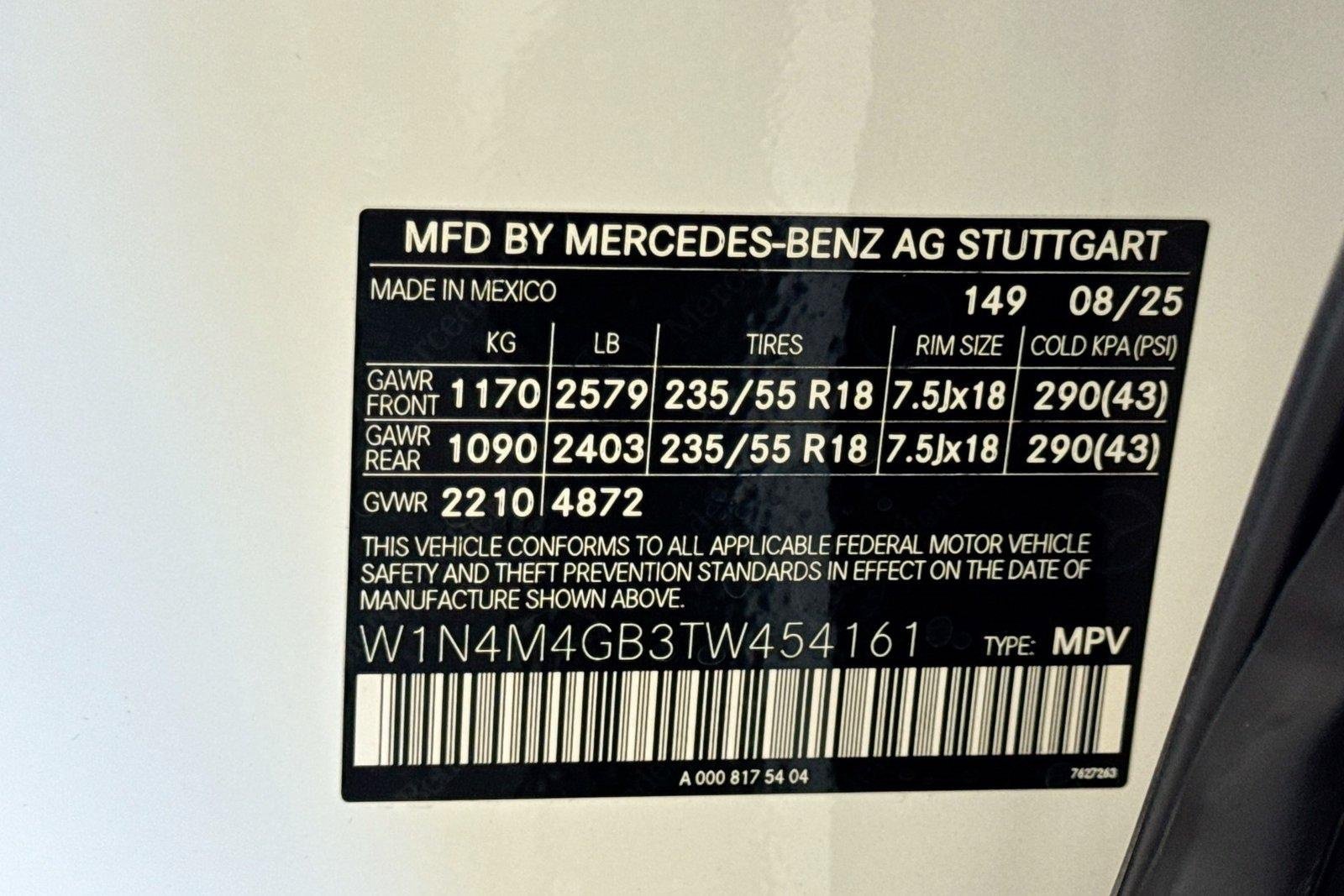New 2026 Night Black Mercedes-Benz GLB 250 image 30