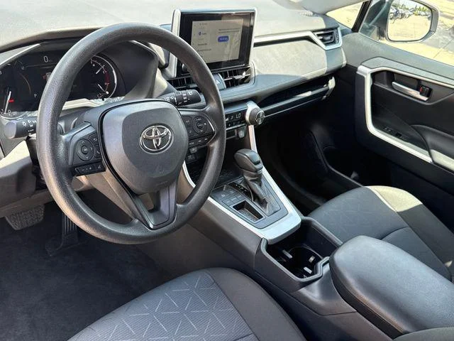 Certified Used 2025 SILVER SKY METALLIC Toyota XLE image 13