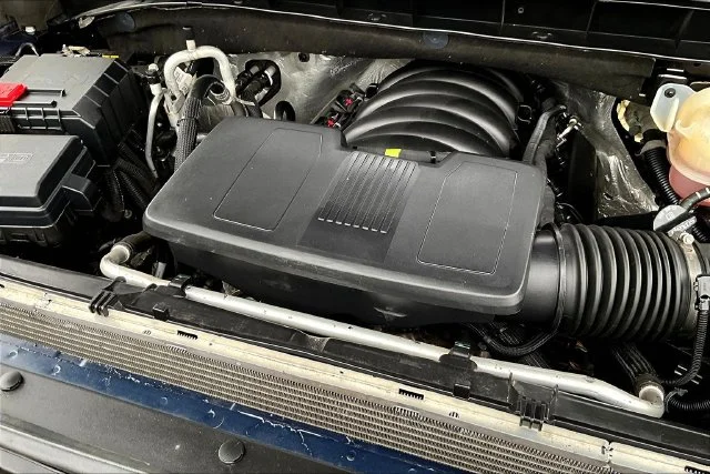 Used 2022 Blue Chevrolet RST image 31