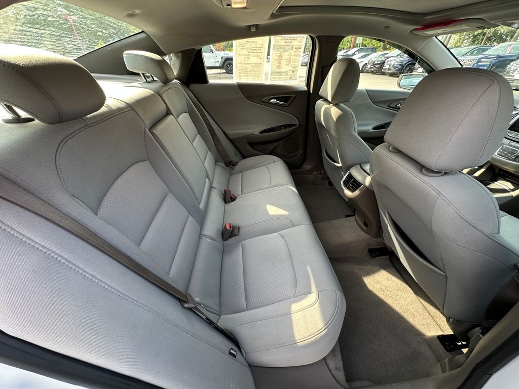 2020 Chevrolet Malibu 1LT - Photo 24