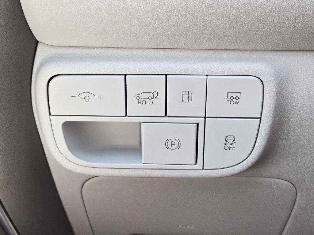 New 2026 White Hyundai Blue SEL 7P image 21