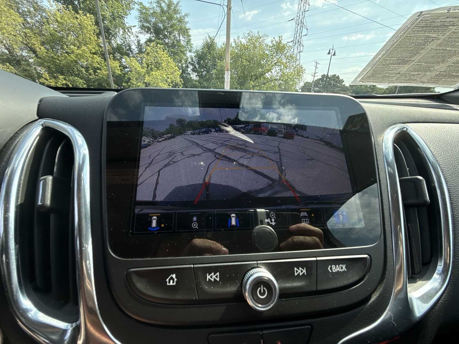 2024 Chevrolet Equinox LT - Photo 14