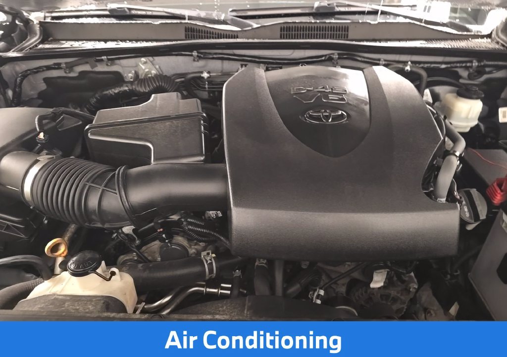 Used 2020 Gray Toyota SR5 image 6