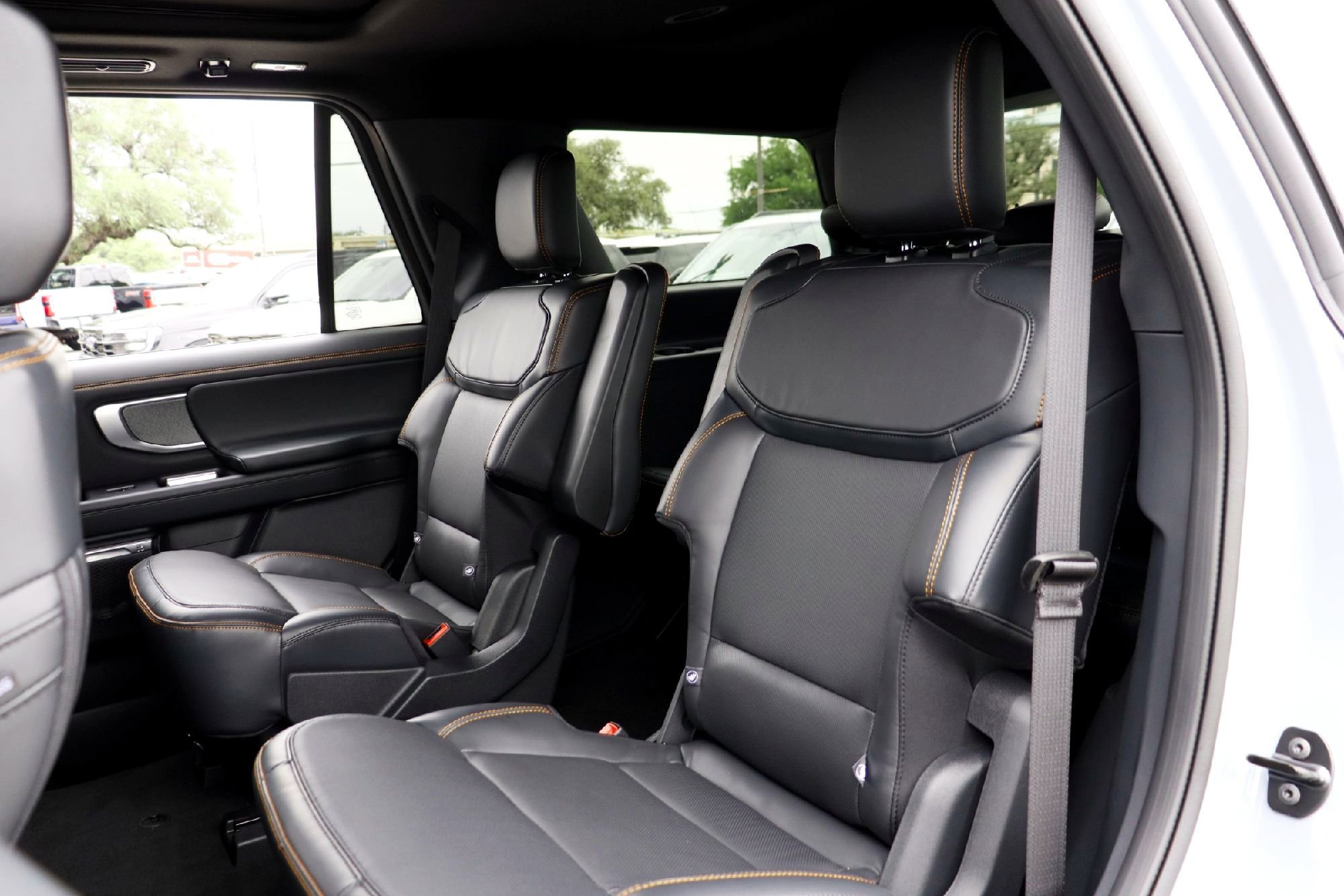 New 2026 Glacier Gray Metallic Tri-Coat Ford Tremor image 18