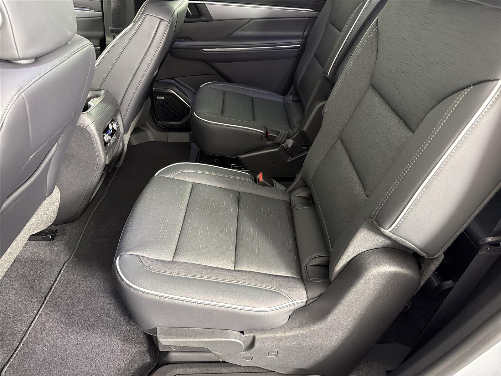 2026 Buick Enclave Sport Touring - Photo 21