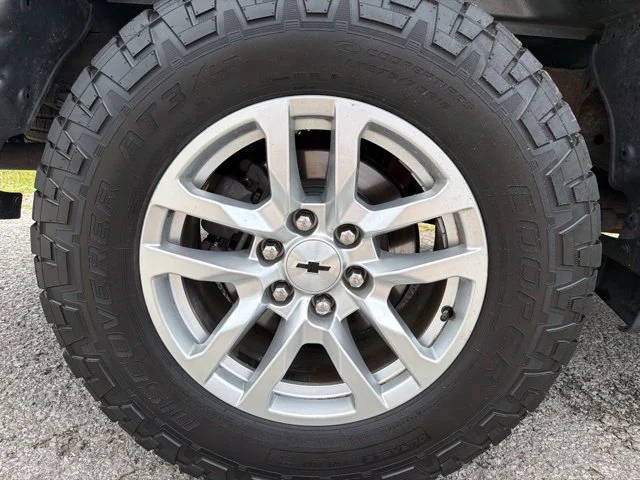 Used 2019 Gray Chevrolet RST image 12