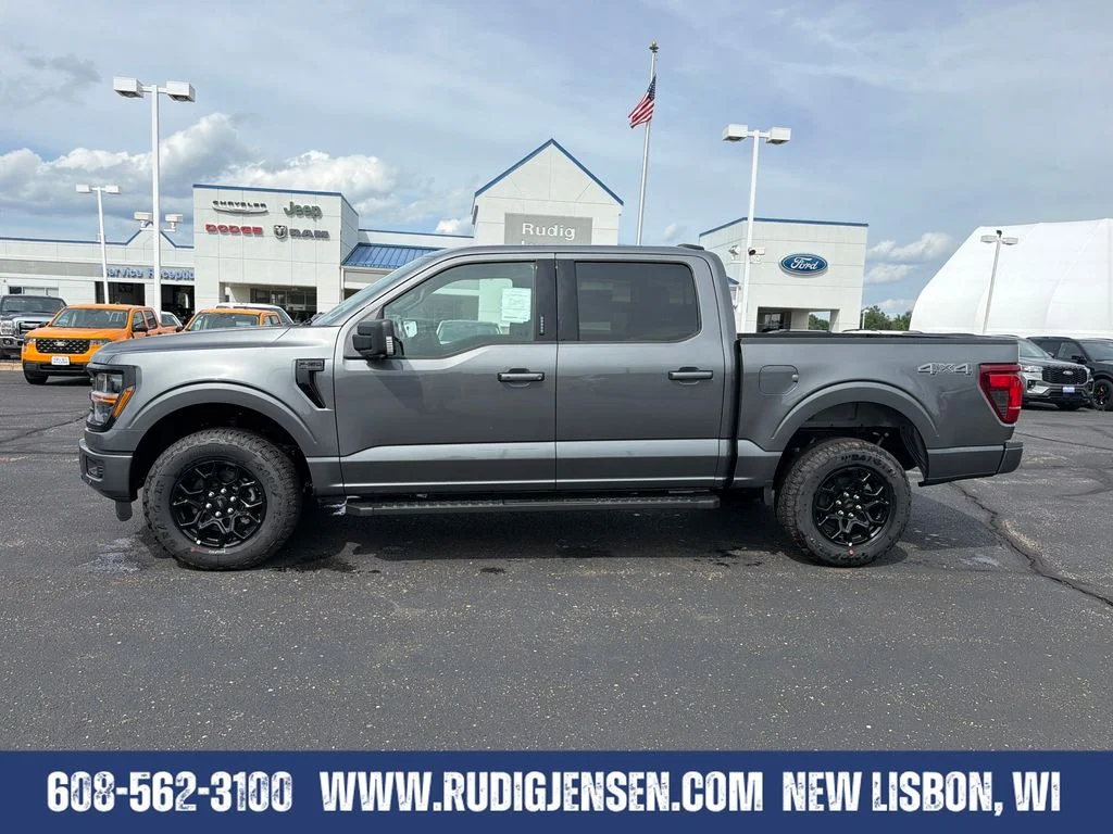 New 2026 Gray Ford XLT image 2