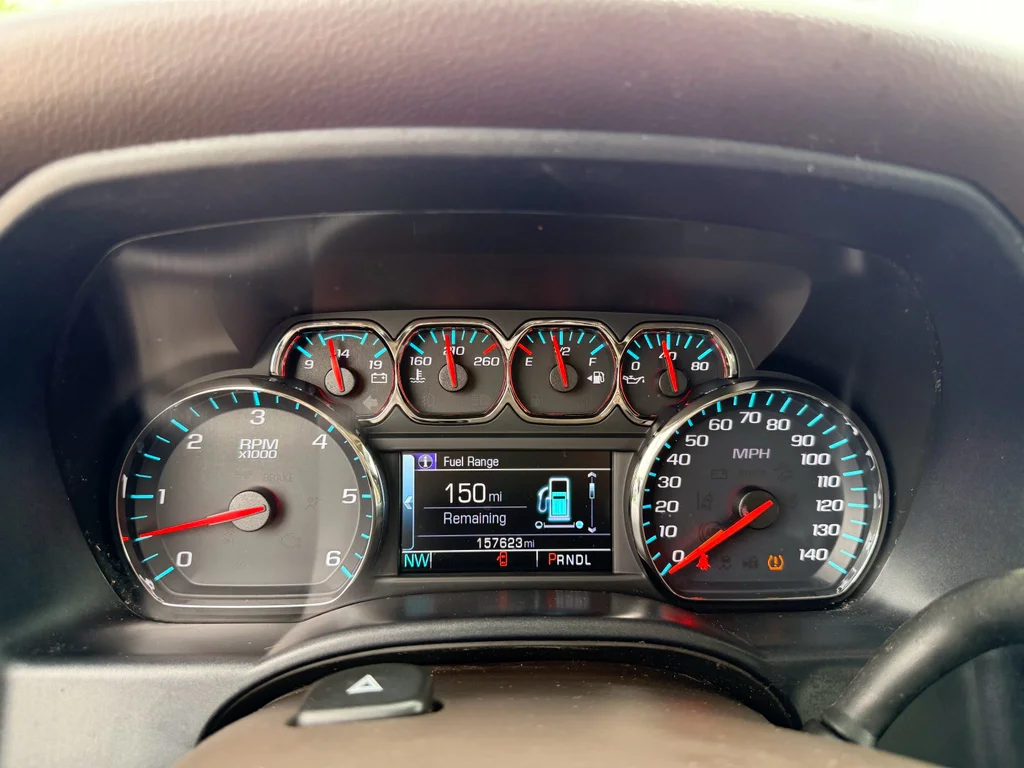 Used 2018 Summit White Chevrolet LT image 15