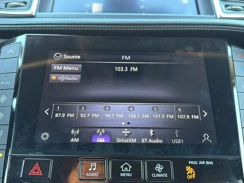 Used 2023 Black INFINITI LUXE image 18