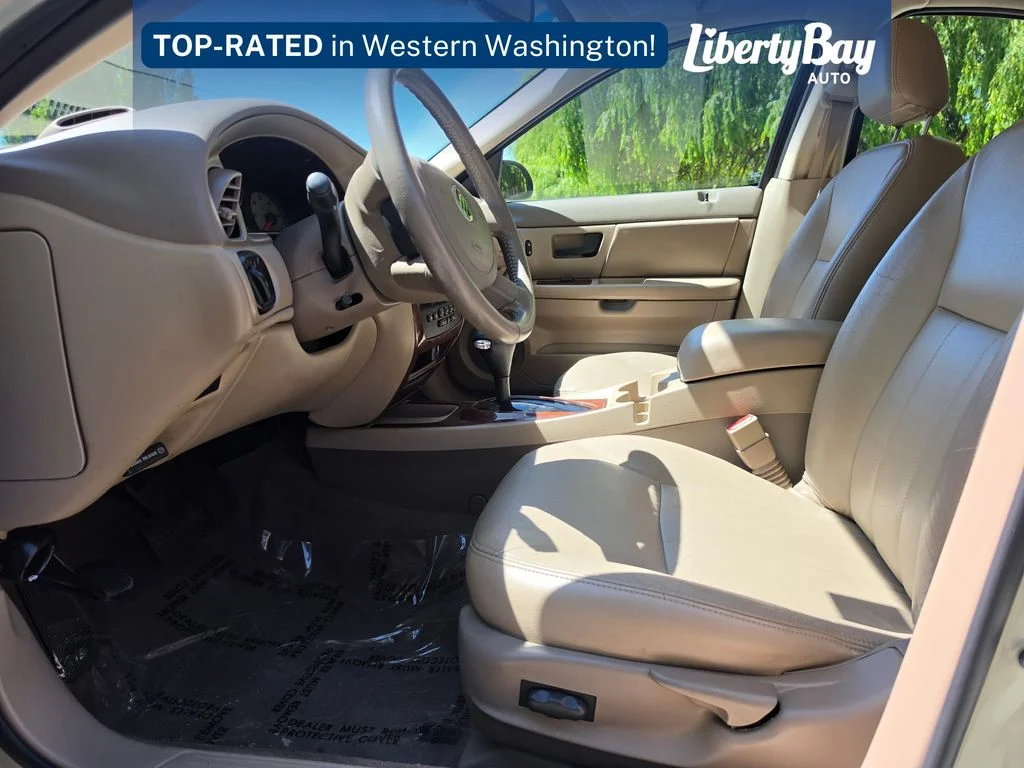 Used 2004 Beige Mercury LS image 9