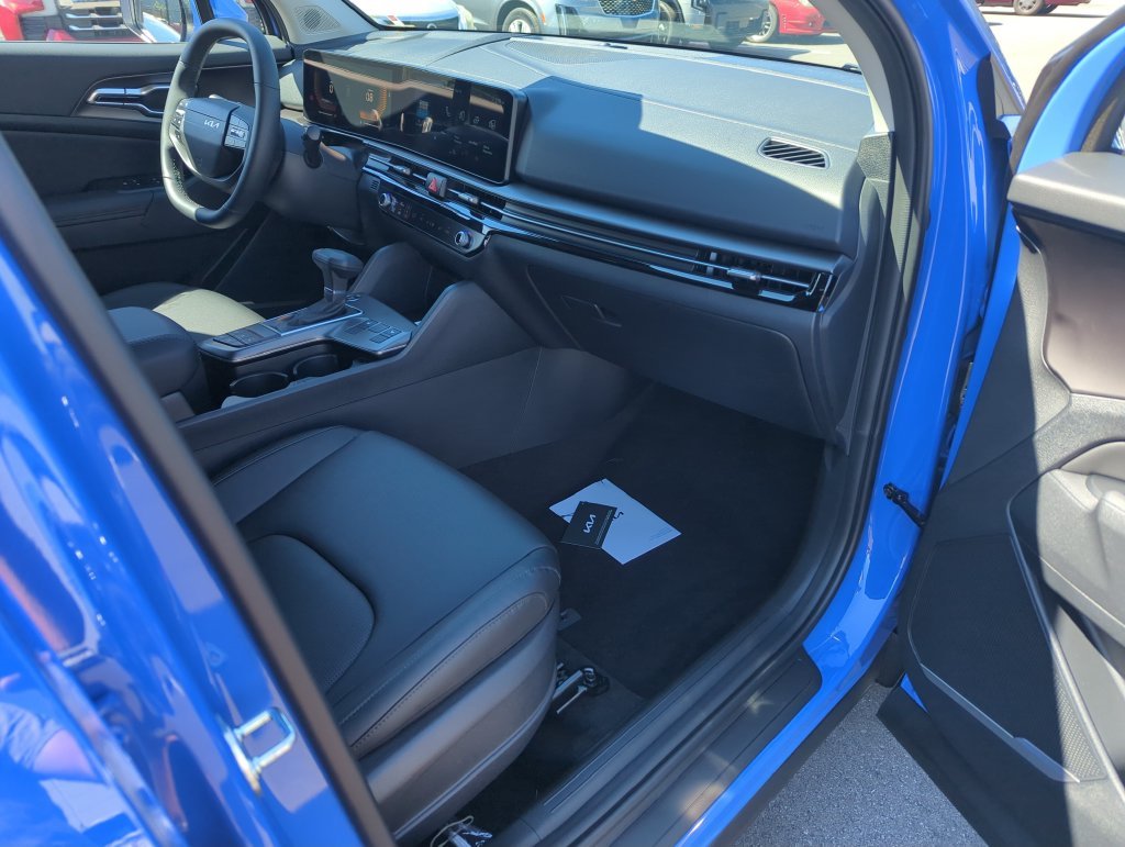 New 2027 Nebular Blue Kia EX image 35