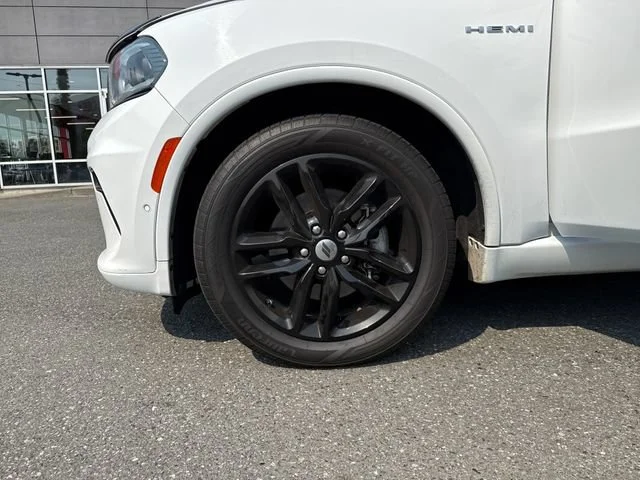 Used 2022 White Knuckle Clearcoat Dodge R/T image 28