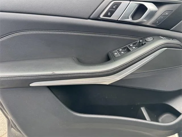 2022 BMW X5 40i - Photo 16