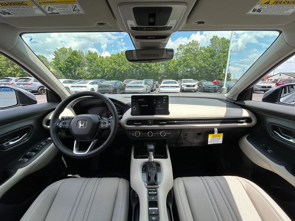2026 Honda HR-V EX-L - Photo 12